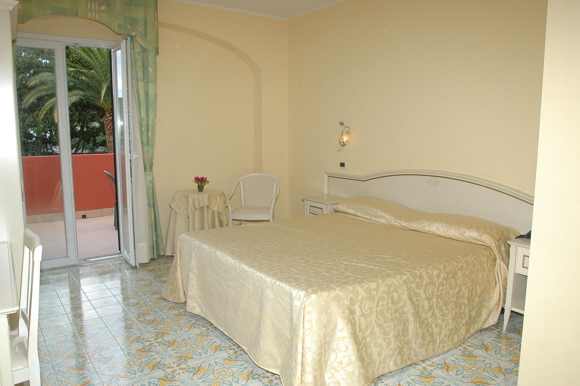 Hotel Villa Franca Forio  Екстер'єр фото