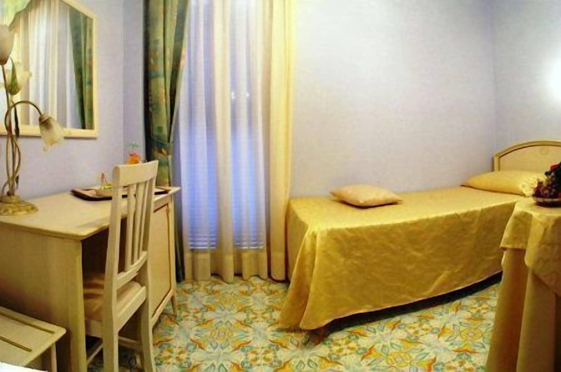 Hotel Villa Franca Forio  Екстер'єр фото