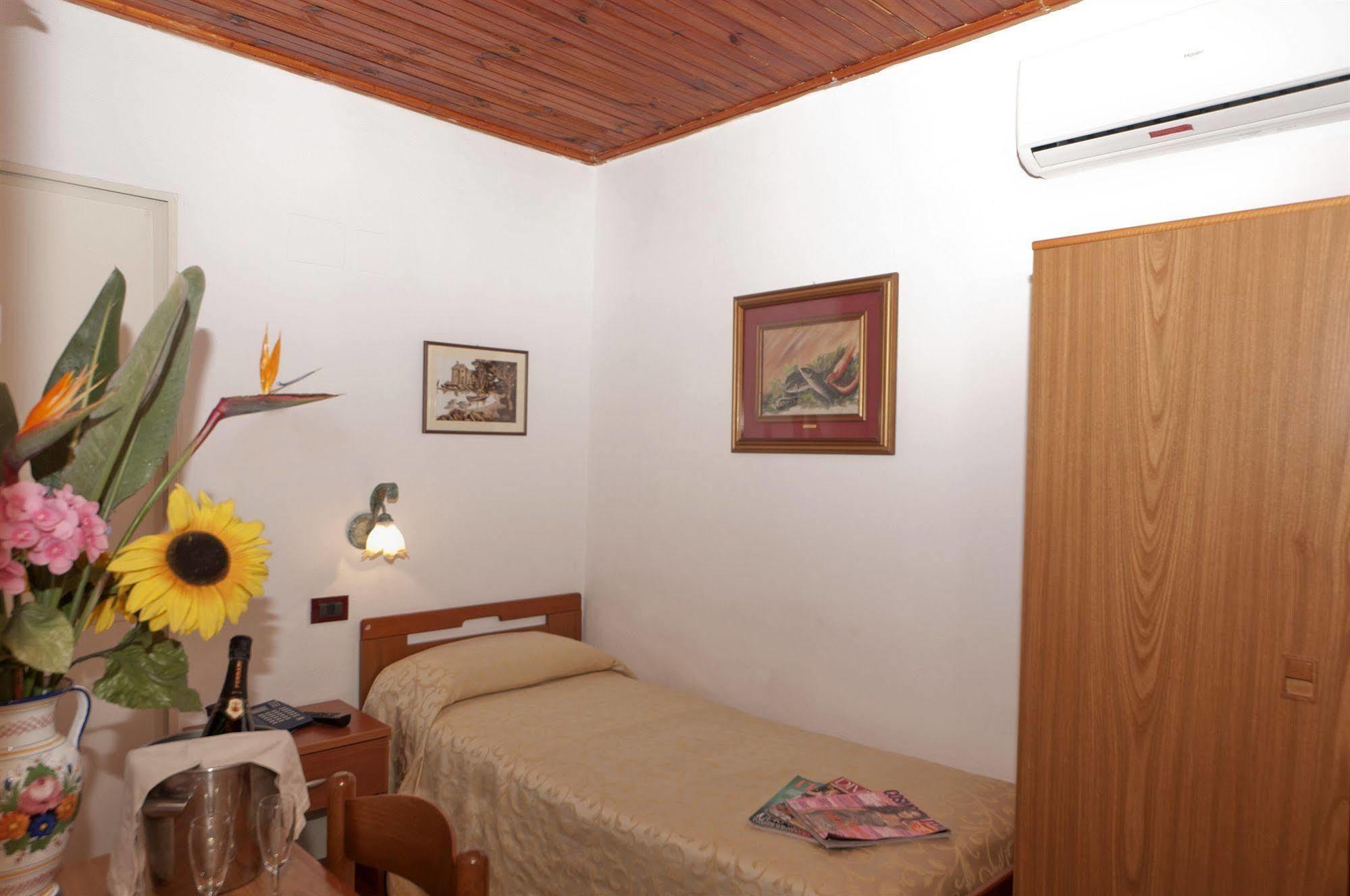 Hotel Villa Franca Forio  Екстер'єр фото
